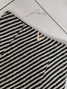 Chic Striped Mini Skirt