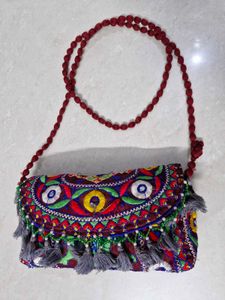 Vintage Embroidered Shoulder Bag