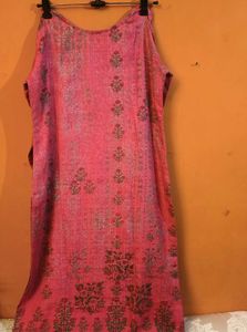 SEMI- WOOLEN PINK KURTA SET WITH DUPATTA