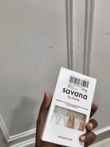 Gold Nails - savana by urbanic