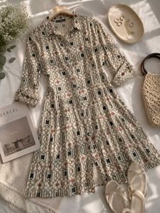 Bombay Paisley kurti