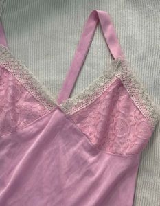 Pink satin lace nighy/ robe set
