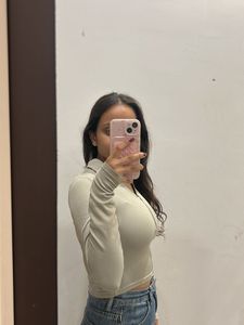 Zip-Up Cropped Long Sleeve Top