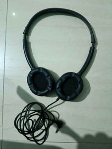 Etihad Airways Headphones