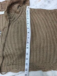 Cropped Knit Hoodie