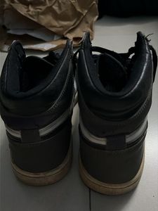 Nike Air Jordan 1 Sneakers