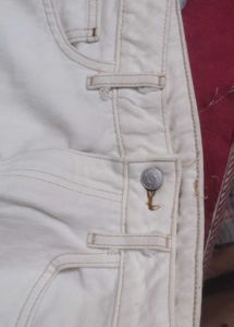 creamyWhite baggy jean