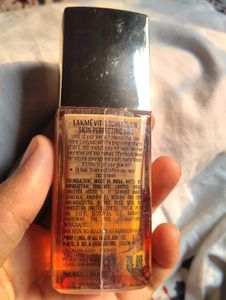 Lakme Vit C Superglow Skin Perfecting Tint