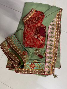 Very Beautiful Heavy Work Saree 💚😍