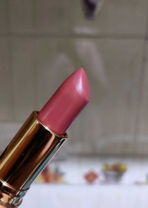 Kiro Beauty Velvet Matte Lipstick - Hazelnut Crush