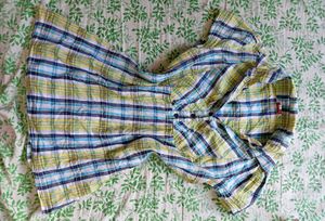 🩵💿 Y2K Plaid Button-Up Shirt 💿🩵