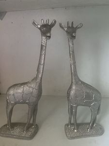 Decorative Giraffe Statues(2)