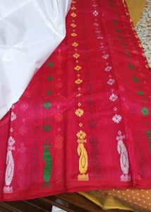 New Dhakai jamdani saree