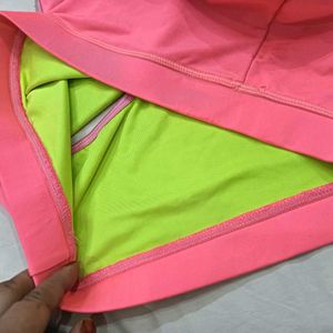 Vibrant 🥰Pink Sports Bra