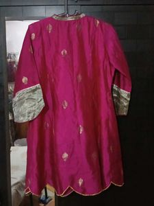 Beautiful Silk Kurta with Intricate Embroidery