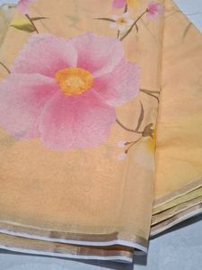Beautiful organza Floral Print Saree