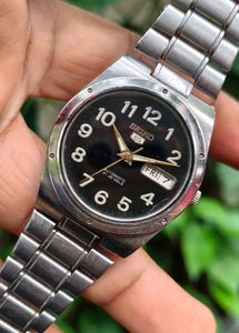 Vintage Seiko 5 Automatic Watch