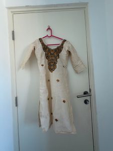 patiyala with kurta hand stitch dress no dupatta