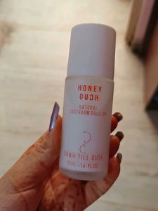 Honey Oudh Natural Underarm Roll-On