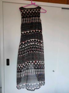 Patterned Sleeveless Dress (high low)