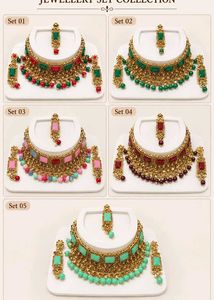 Exquisite Red Stone Jewellery Set
