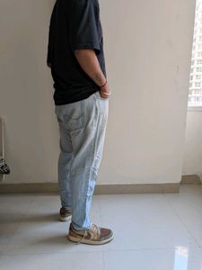Men's Light Wash Straight Fit Jeans