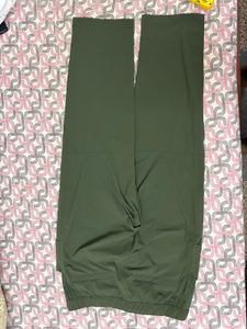 Uniqlo Olive Green Cargo Pants