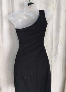 Chic One-Shoulder Black Mini Dress