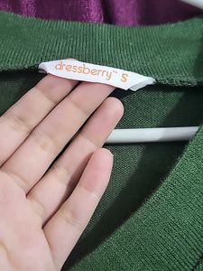 Dressberry Olive Green Pullover