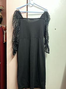 Chic Black Dress with Lace Sleeves