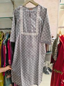 Elegant Grey Printed Kurta