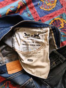 Levi's Jeans - Stylish Denim
