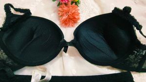 Black Lace Bra &amp; Panty Set