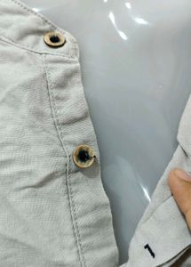 Lightweight Cropped Button-Up Shirt