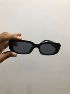 Stylish Black Rectangle Sunglasses