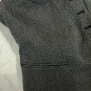 H&amp;M women’s Grey Vest