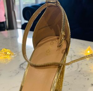 CATWALK Sparkling Gold Block Heels