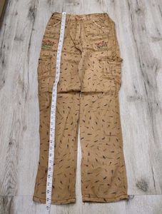 sc9926 Sabrin cargo jeans waist 22-24 inches