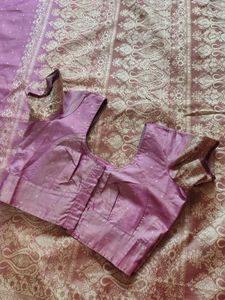 Elegant saree with stiched blouse