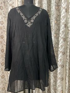 Black Embroidered V-Neck Kurta