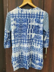 Mustard Brand Cotton Tie And Dye Blue Top With Cro
