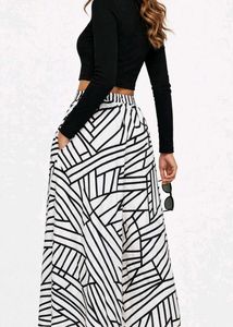Flared white,black Geometric Print trousers