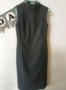 Calvin Klein Drees