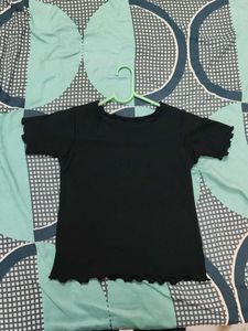 Black Lettuce Hem Crop Top