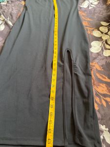 Elegant Black Halter Neck Midi Dress