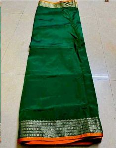 Green colour pure Banarasi Silk Saree