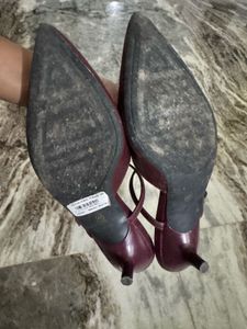 Maroon Pointed Toe Mules