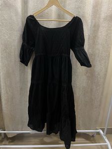 off shoulder black dress