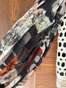 Chic Floral Sleeve Top