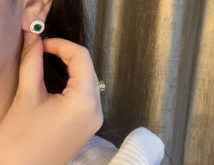 Elegant Green Stone Stud xuping Balis